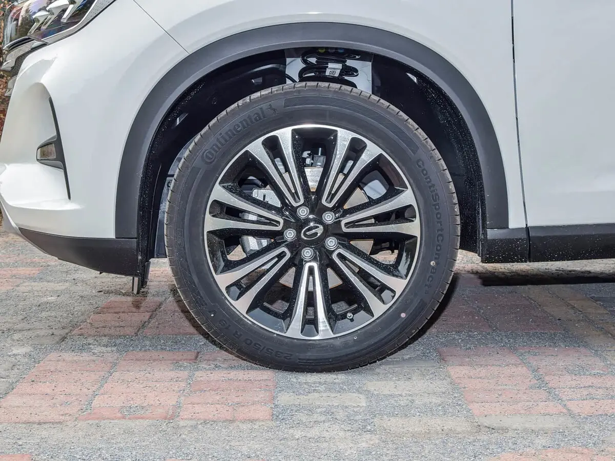 GAC Trumpchi GS5 II Внедорожник 5 дв. — сүрөт 17
