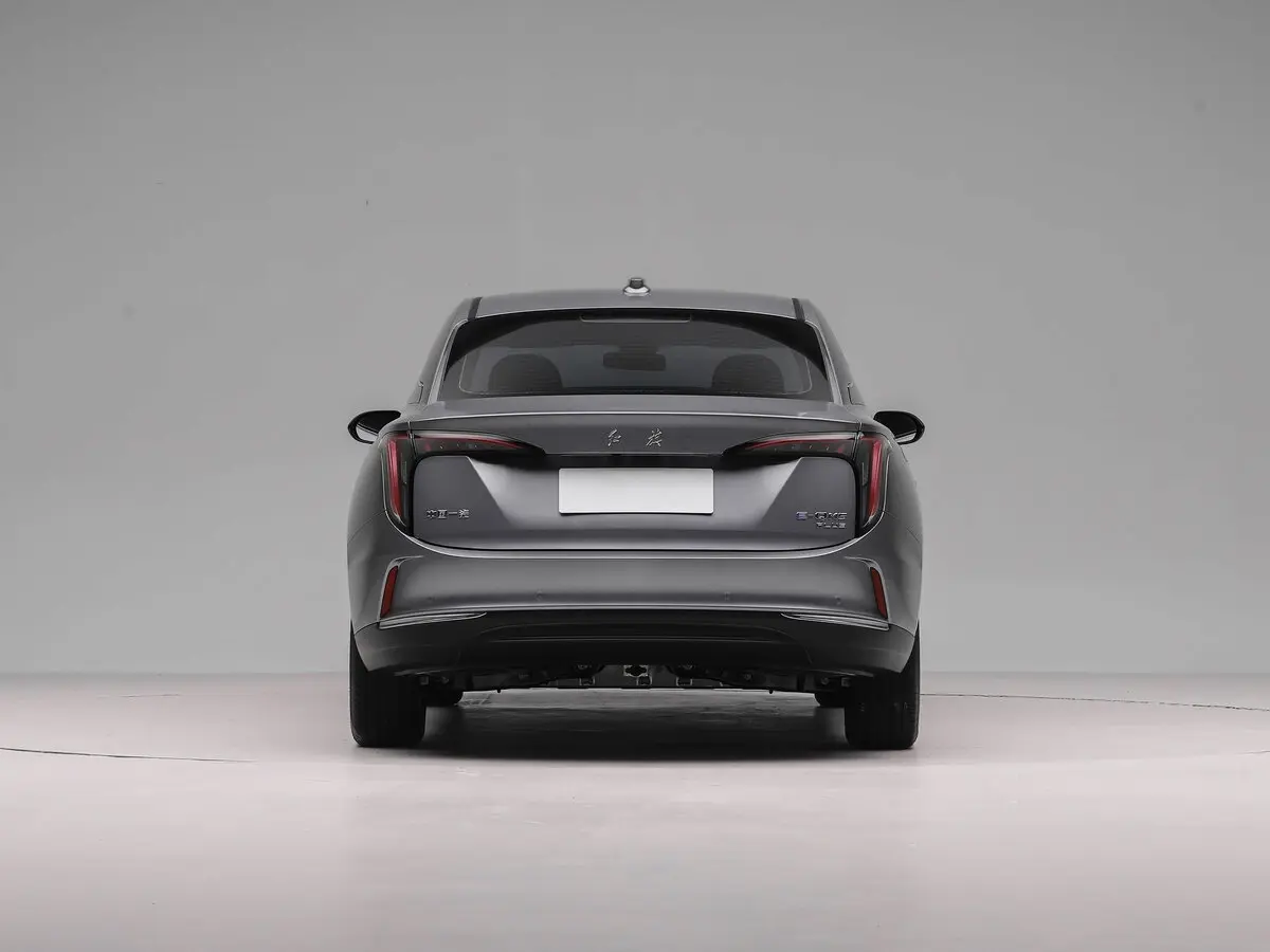 Hongqi E-QM5 I Рестайлинг Седан — photo 4