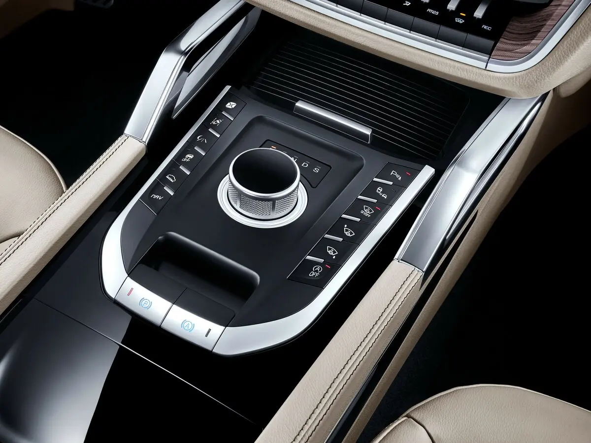 Zotye T800 2018 – 2021 Внедорожник 5 дв. — photo 9