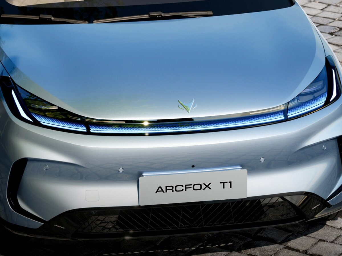 Arcfox T1 2025 – н.в. Хэтчбек 5 дв.