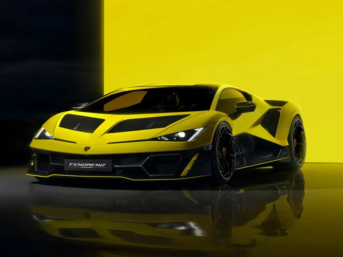 Lamborghini Fenomeno 2025 – н.в. Купе