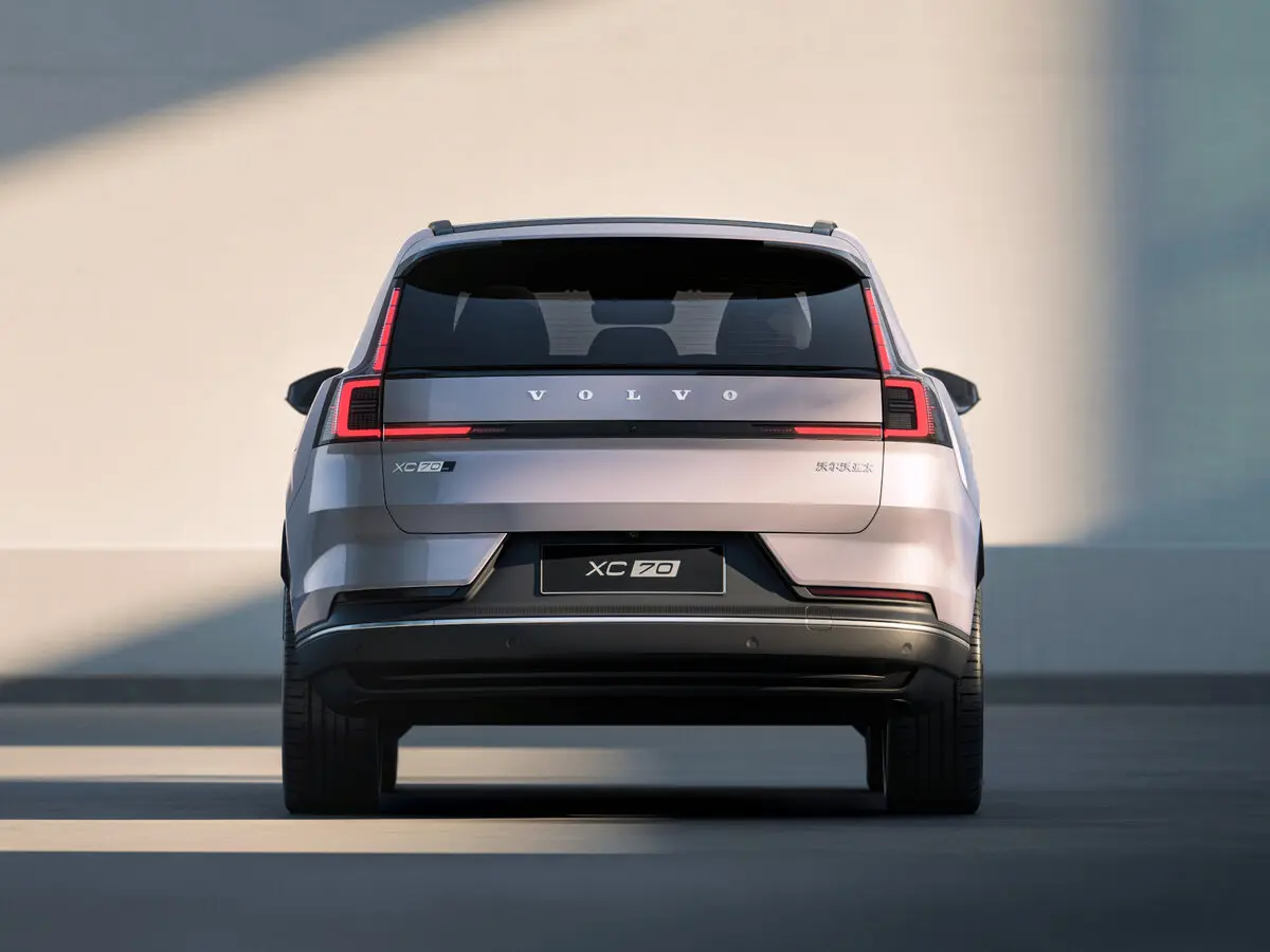 Volvo XC70 III Внедорожник 5 дв. — сүрөт 4