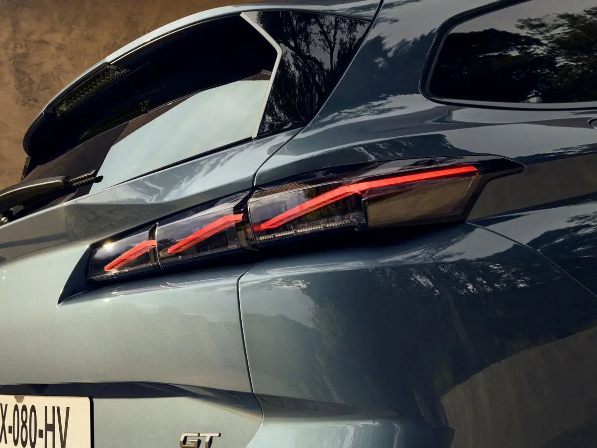 Peugeot 308 III Рестайлинг Универсал 5 дв. — сүрөт 9
