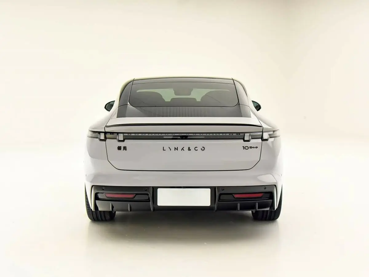 Lynk & Co 10 2025 – н.в. Седан — сүрөт 4