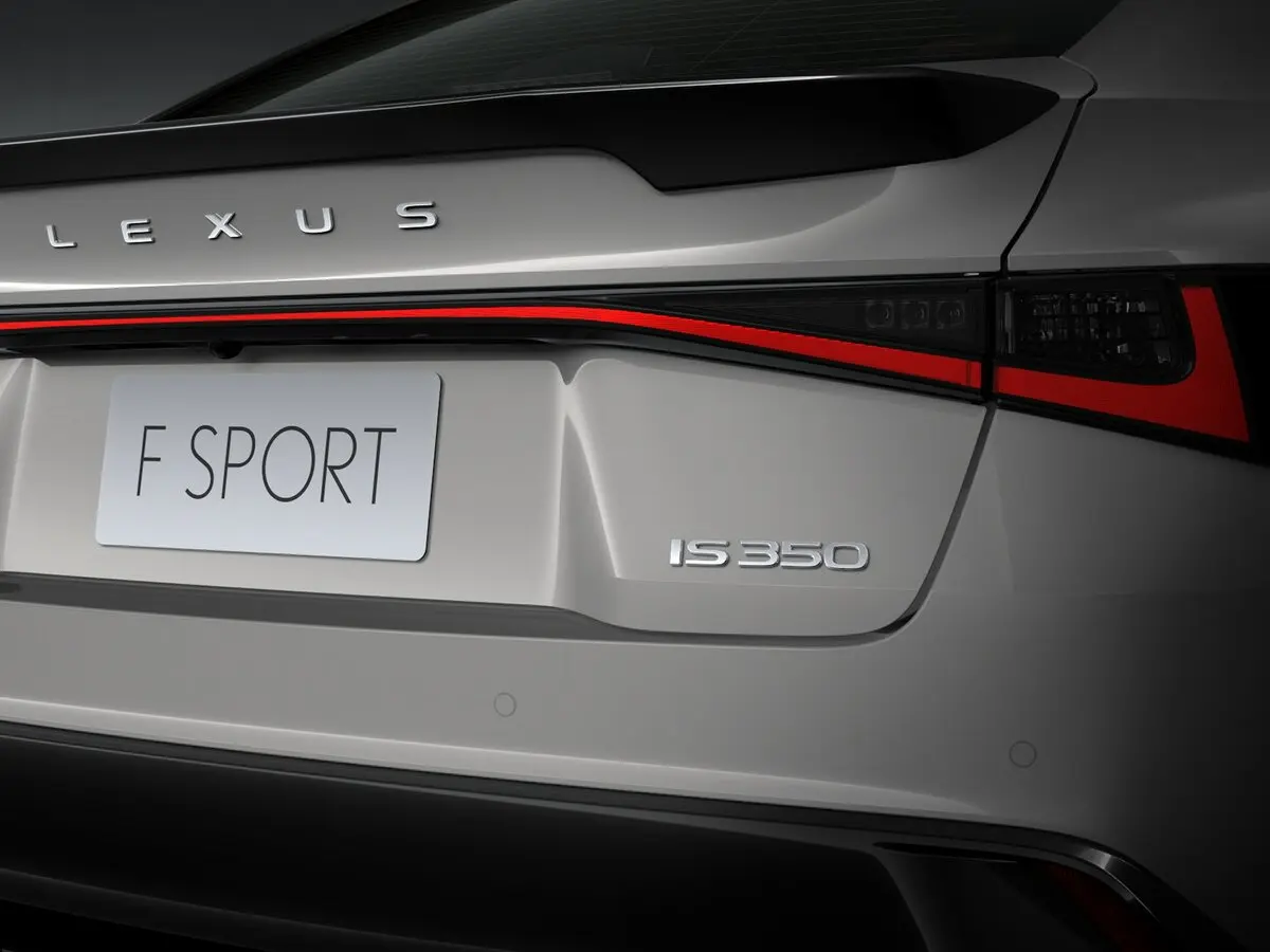 Lexus IS III Рестайлинг 3 Седан — фото 14