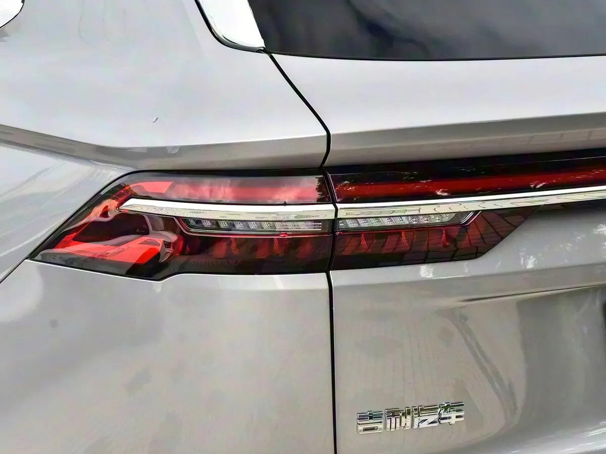 Geely Xingyue L I Рестайлинг 2 Внедорожник 5 дв. — сүрөт 11