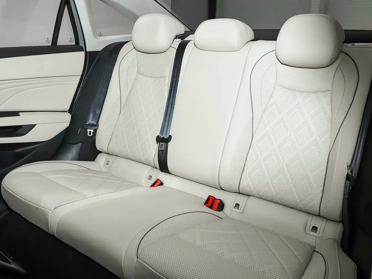 Volkswagen Sagitar IV Седан L — сүрөт 11