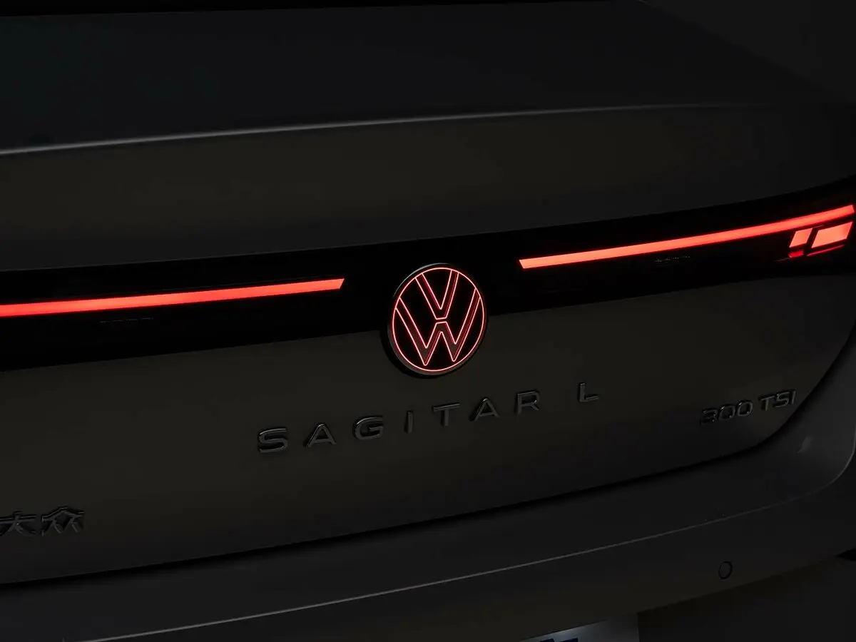 Volkswagen Sagitar IV Седан L — сүрөт 15