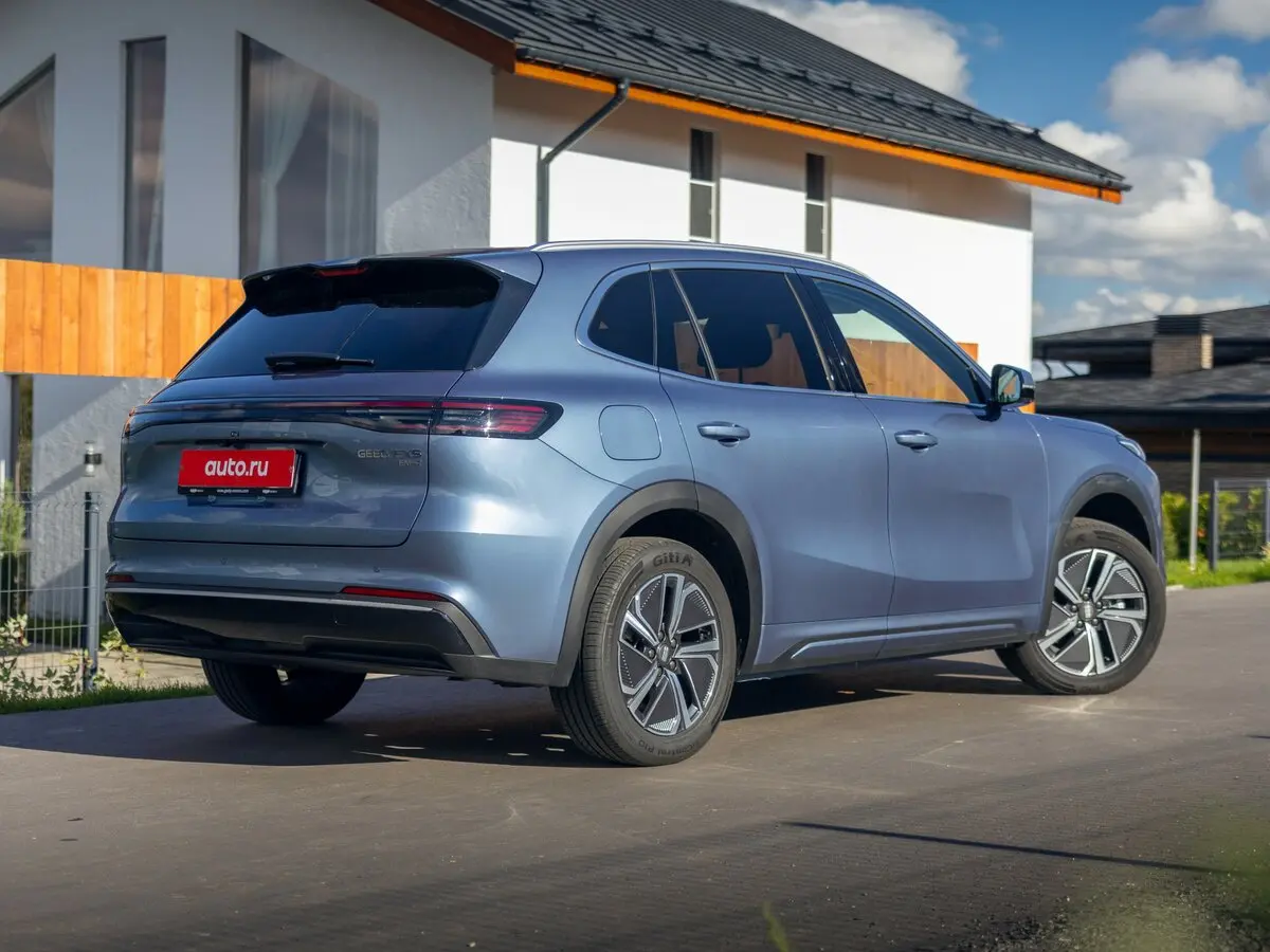 Geely EX5 Гибрид 2025 – н.в. Внедорожник 5 дв. — сүрөт 17