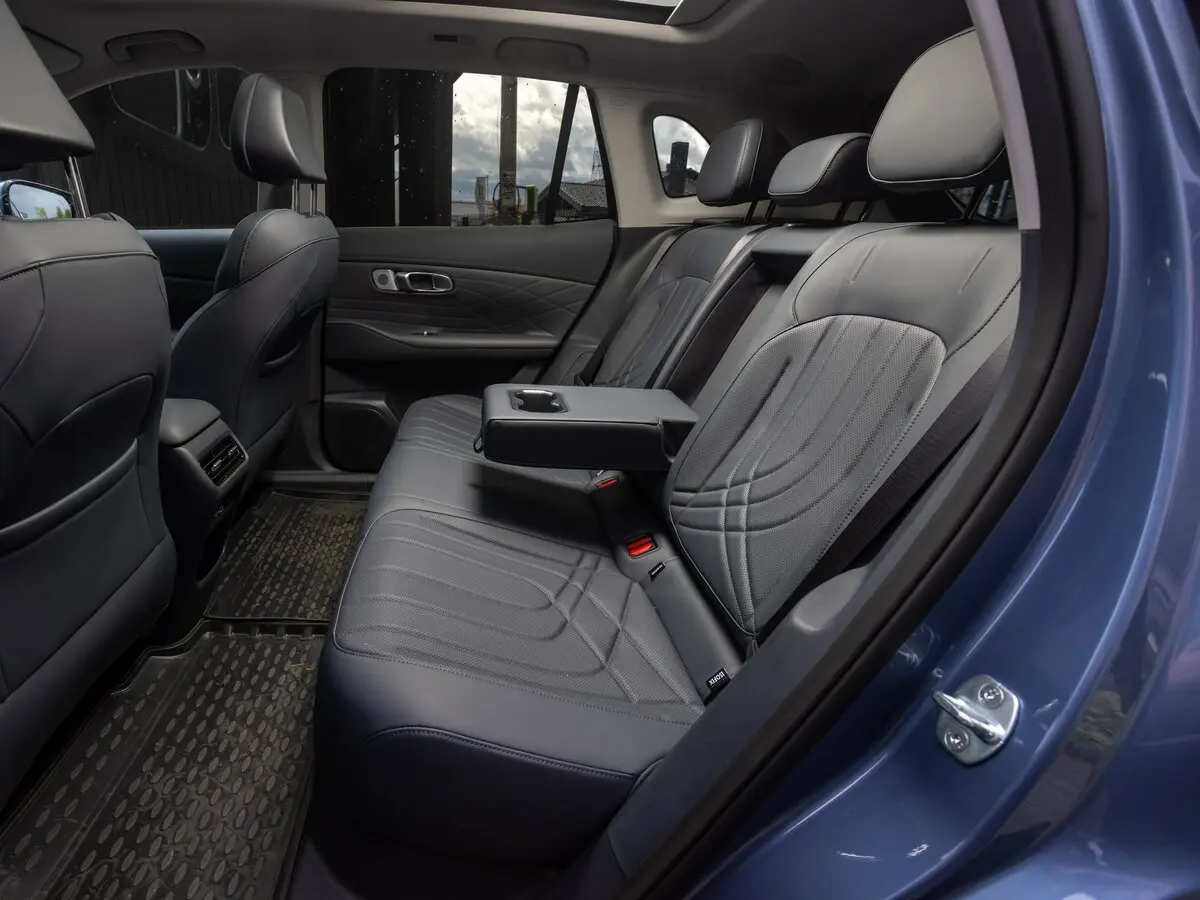 Geely EX5 Гибрид 2025 – н.в. Внедорожник 5 дв. — сүрөт 23