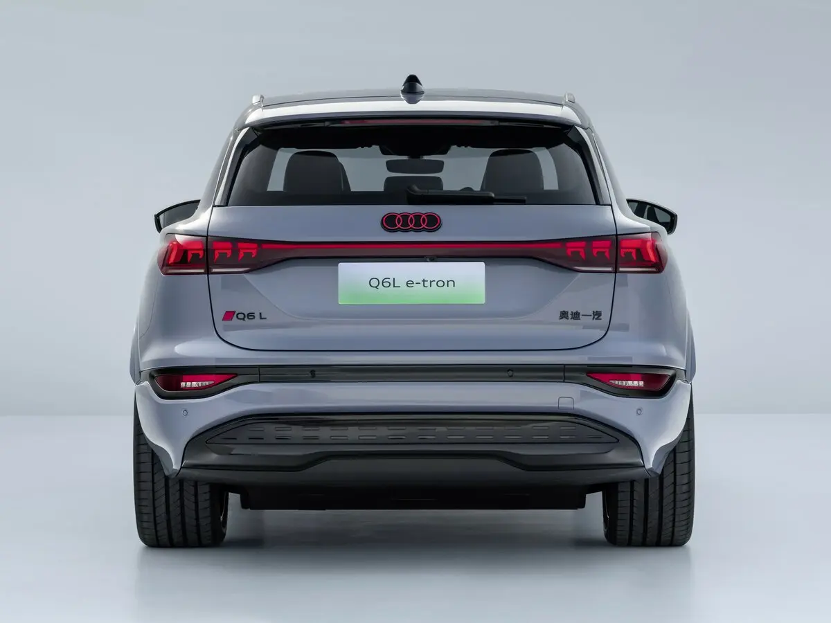 Audi Q6 e-tron 2024 – н.в. Внедорожник 5 дв. L — сүрөт 4