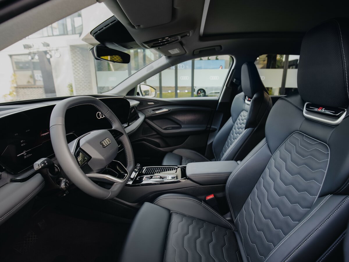 Audi Q6 e-tron 2024 – н.в. Внедорожник 5 дв. L