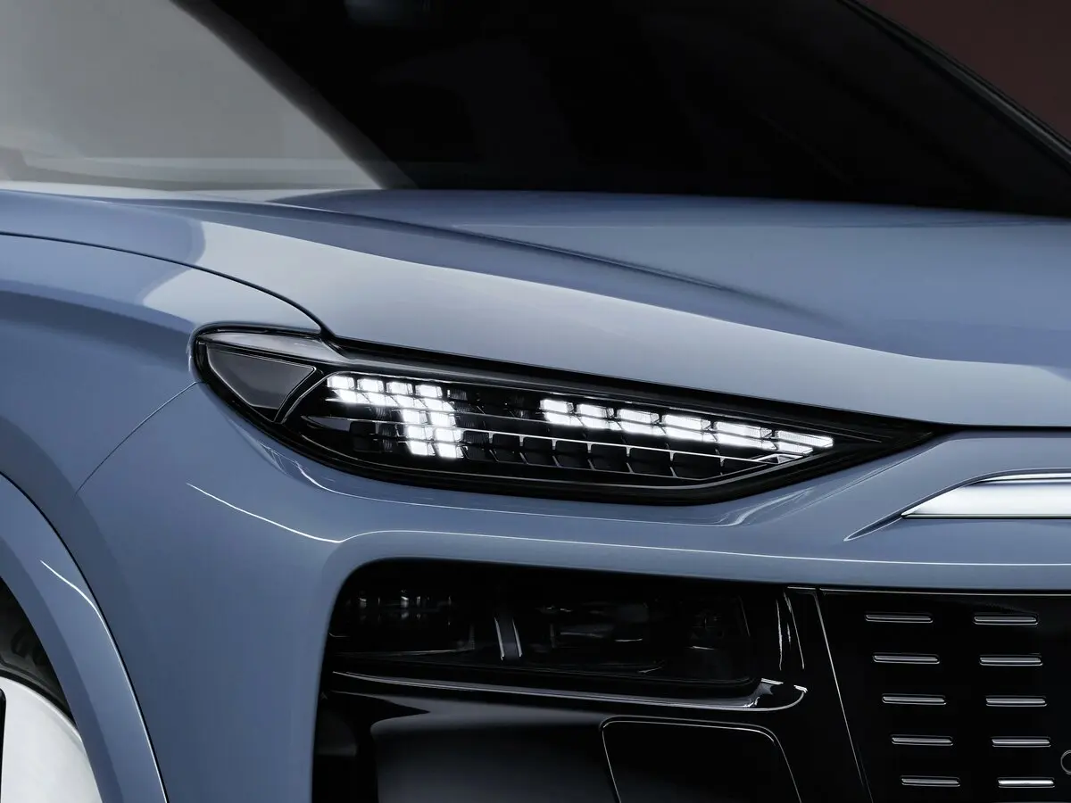 Audi Q6 e-tron 2024 – н.в. Внедорожник 5 дв. L — сүрөт 14