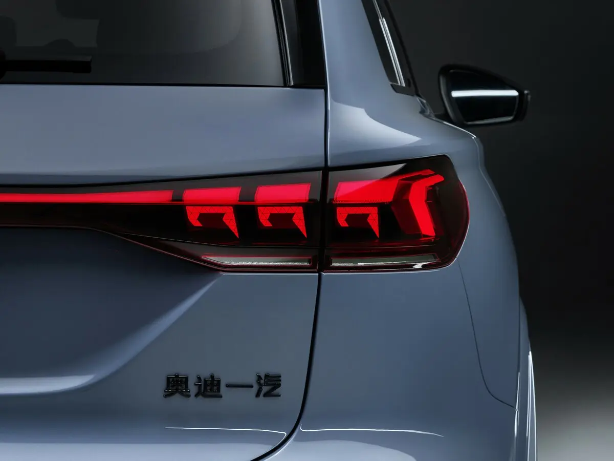 Audi Q6 e-tron 2024 – н.в. Внедорожник 5 дв. L — сүрөт 15