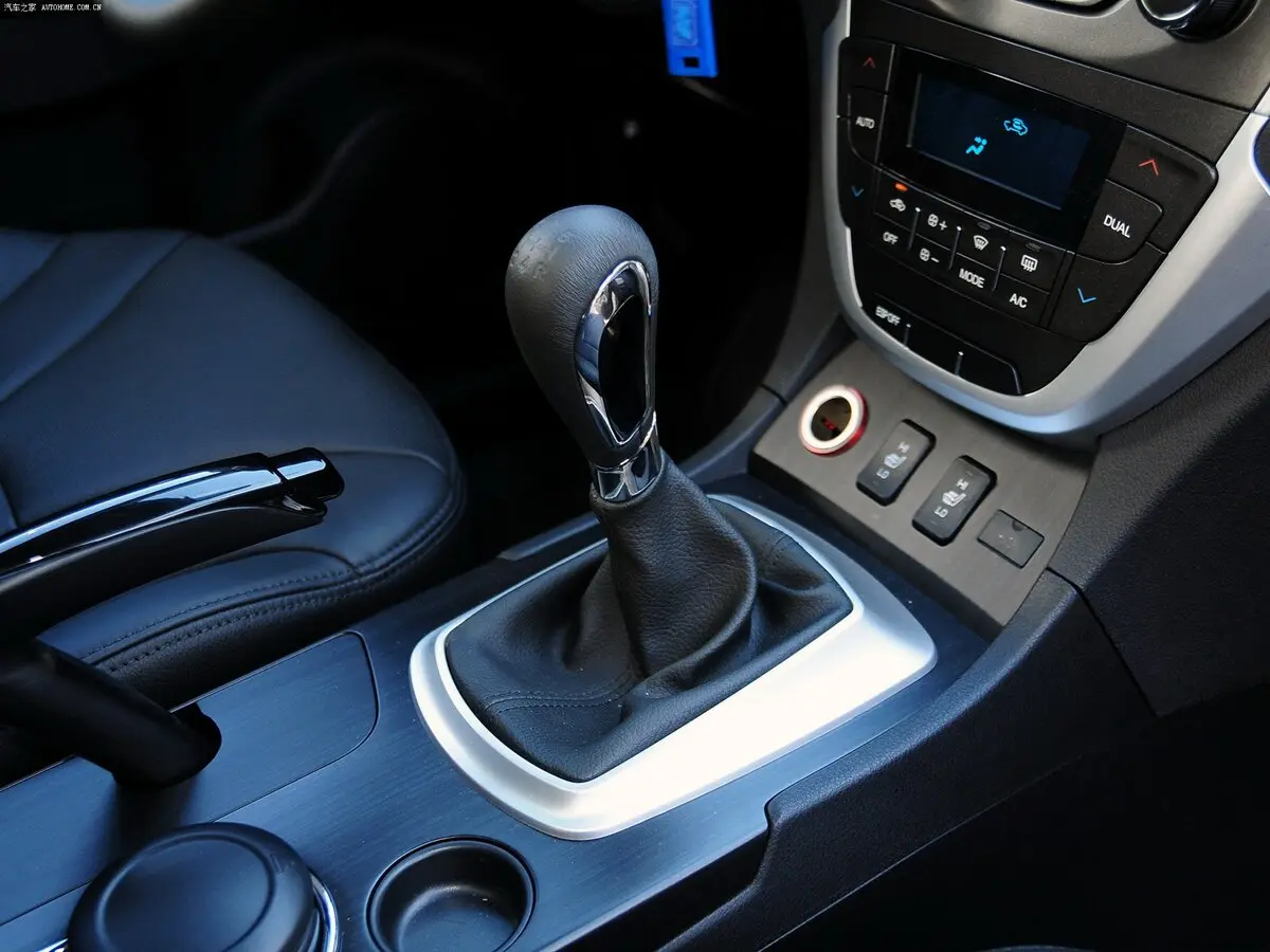 GAC Trumpchi GS5 I Внедорожник 5 дв. — сүрөт 12