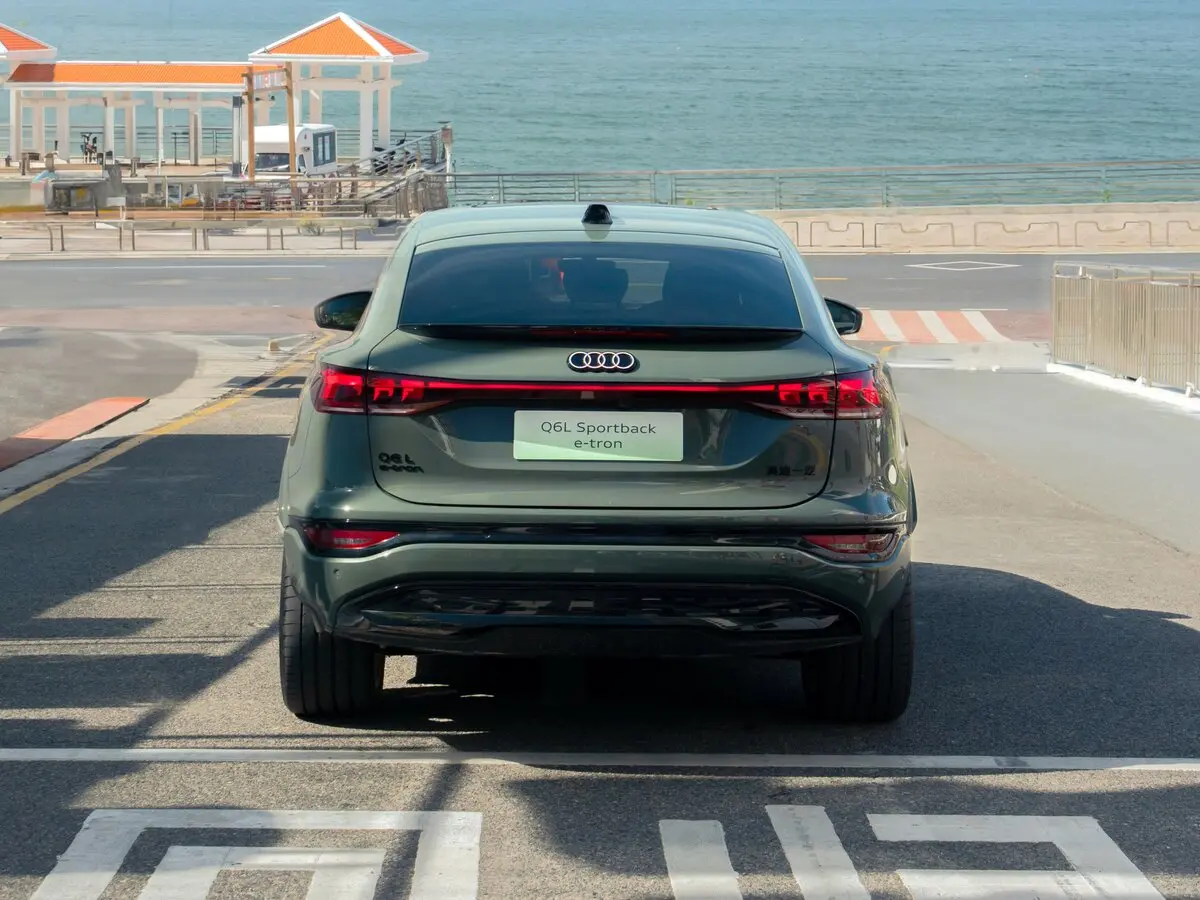 Audi Q6 Sportback e-tron 2024 – н.в. Внедорожник 5 дв. L — сүрөт 4