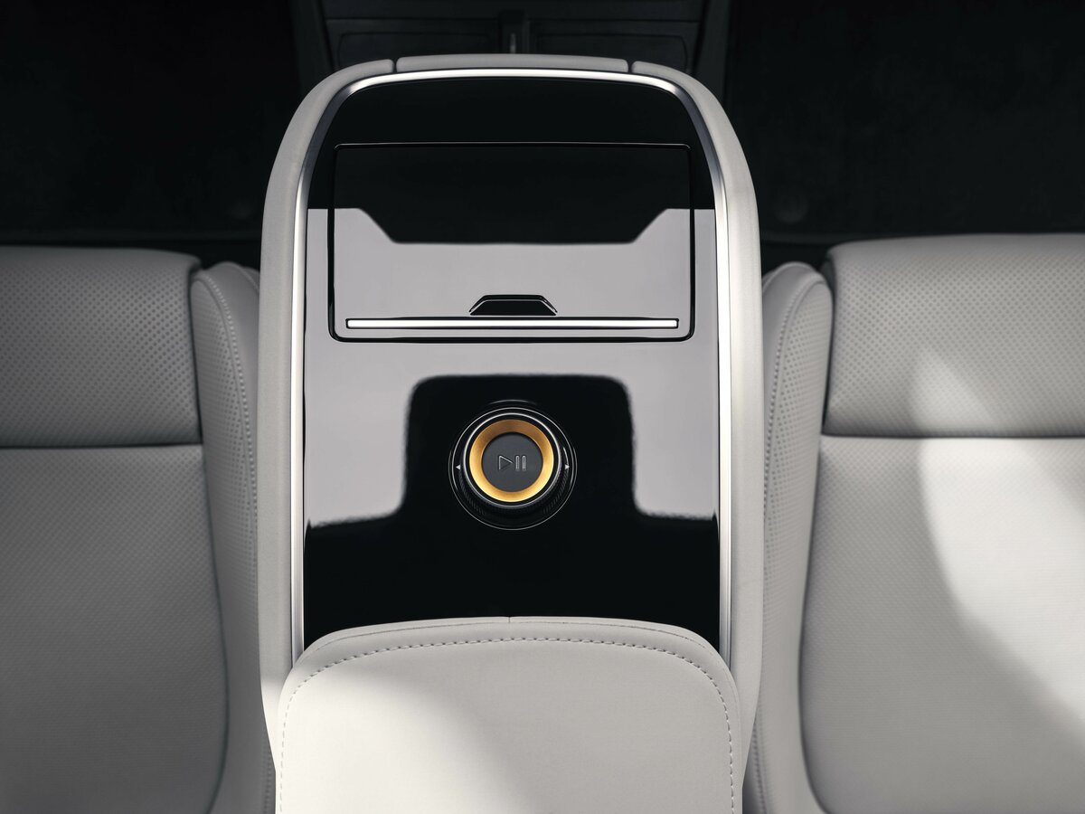 Polestar 5 2025 – н.в. Седан — фото 11