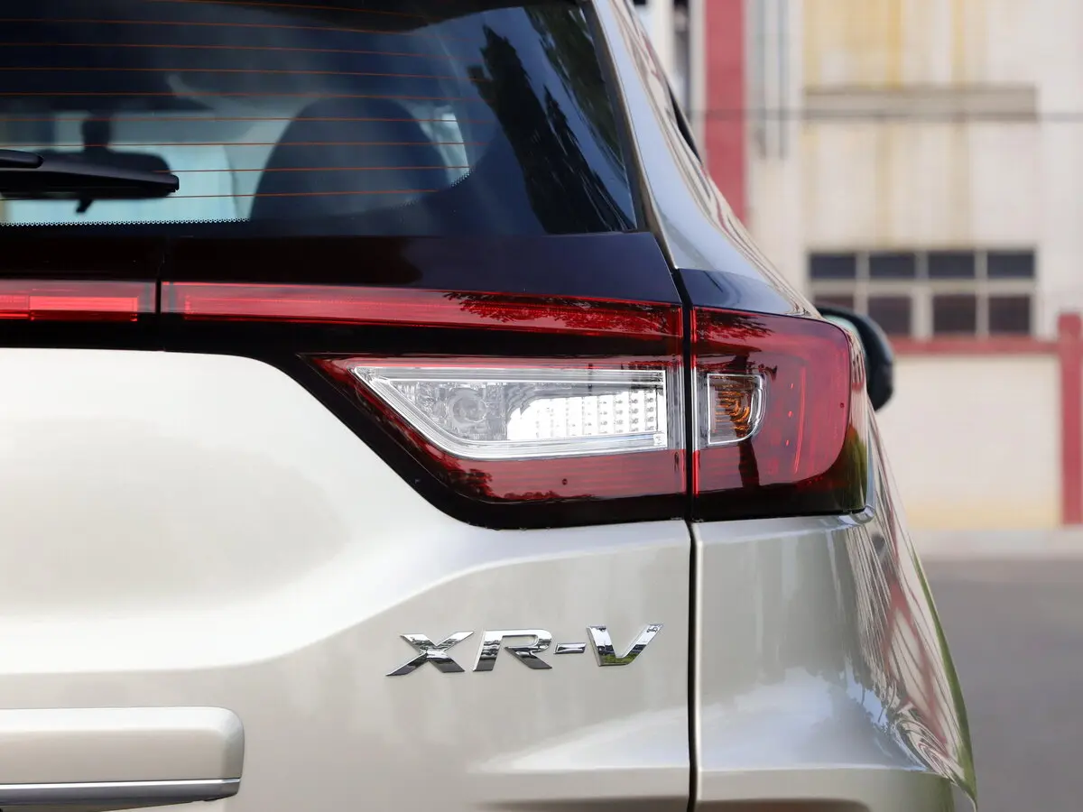Honda XR-V I Рестайлинг Внедорожник 5 дв. — 照片 17