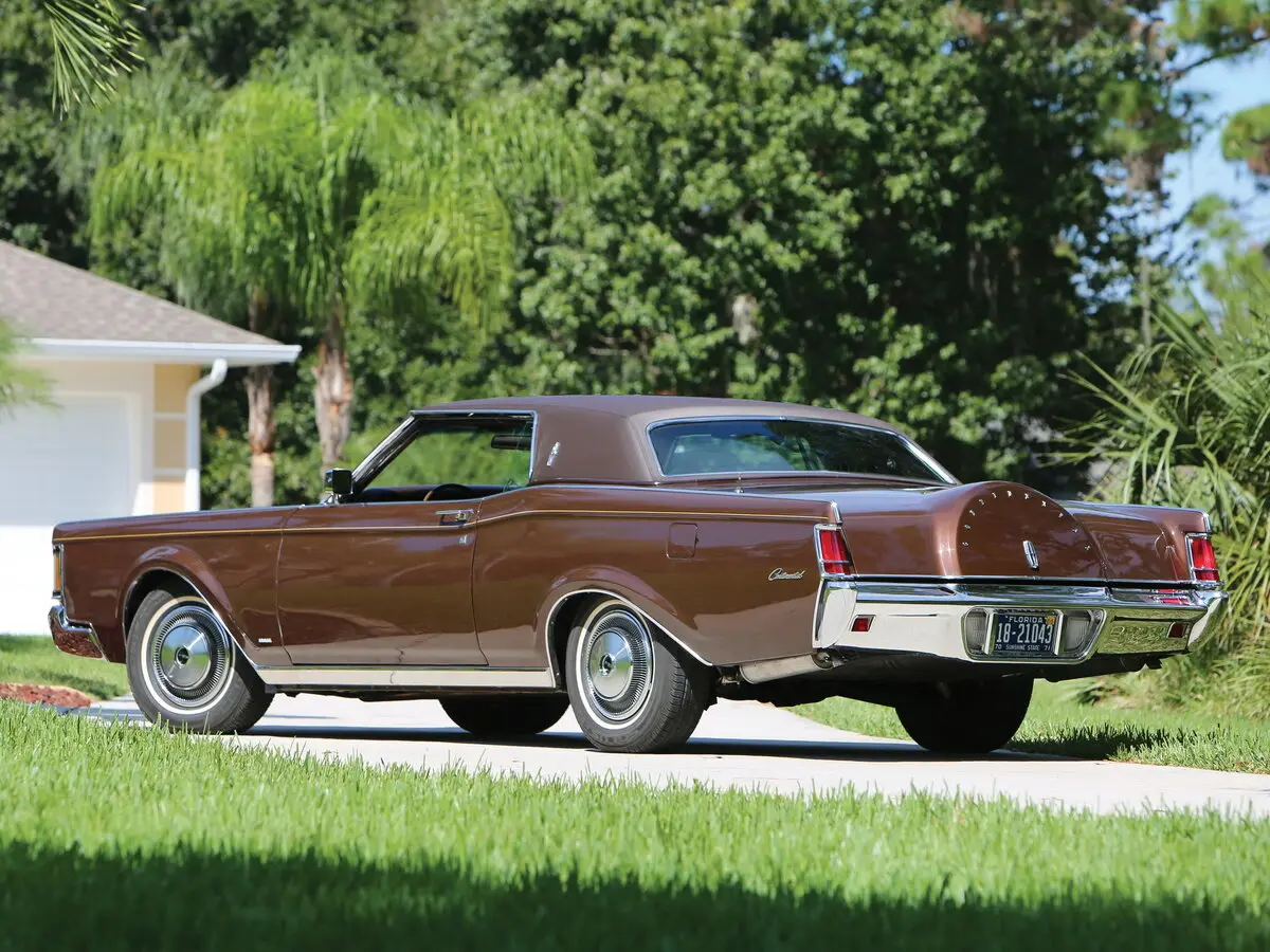 Lincoln Continental Mark III Купе — сүрөт 5