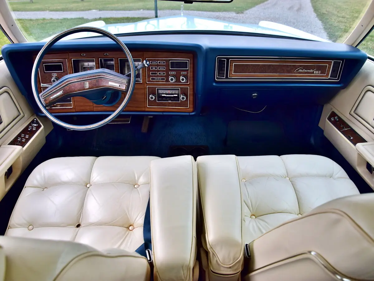 Lincoln Continental Mark IV Купе — сүрөт 6