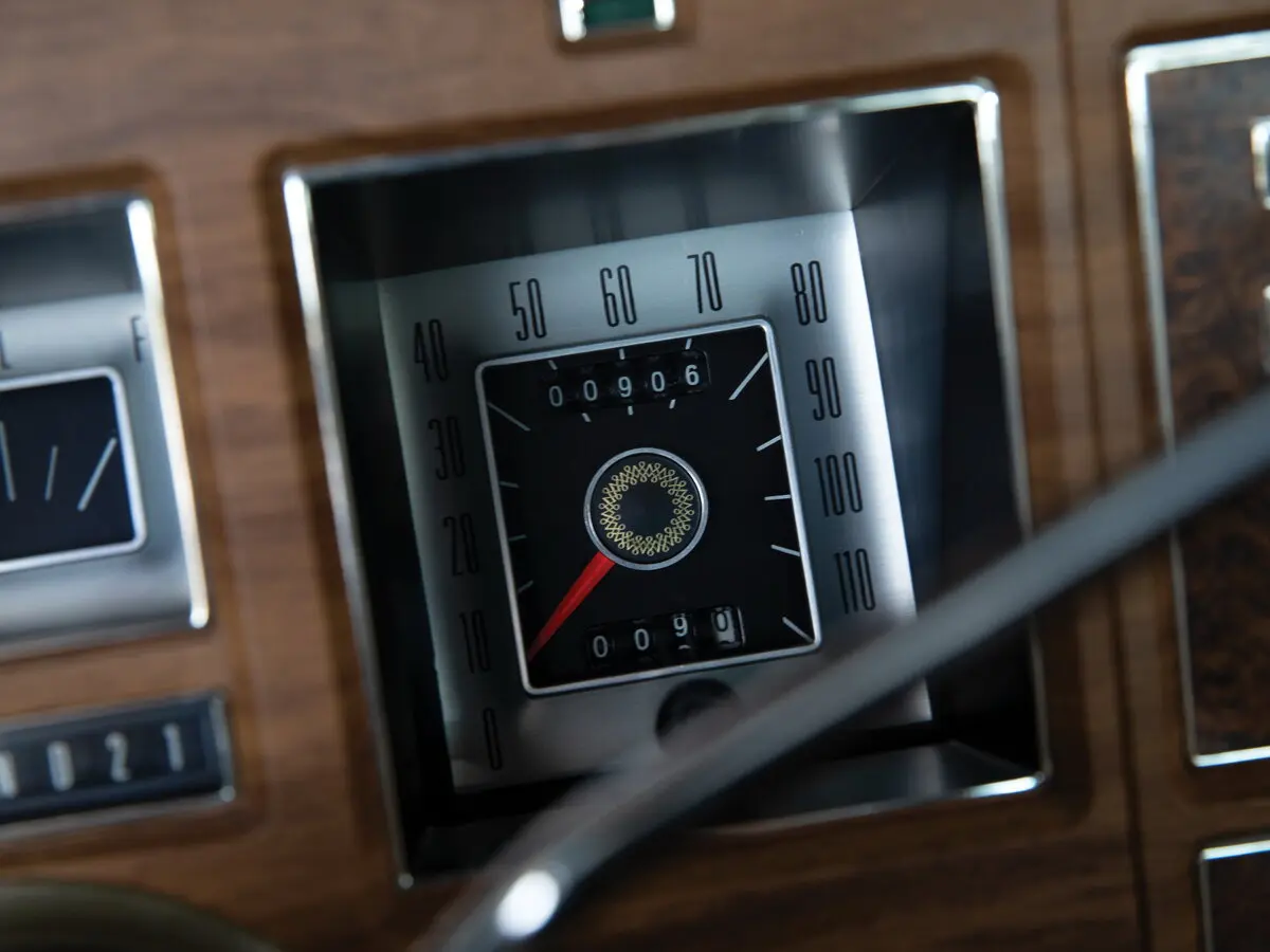 Lincoln Continental Mark IV Купе — сүрөт 9