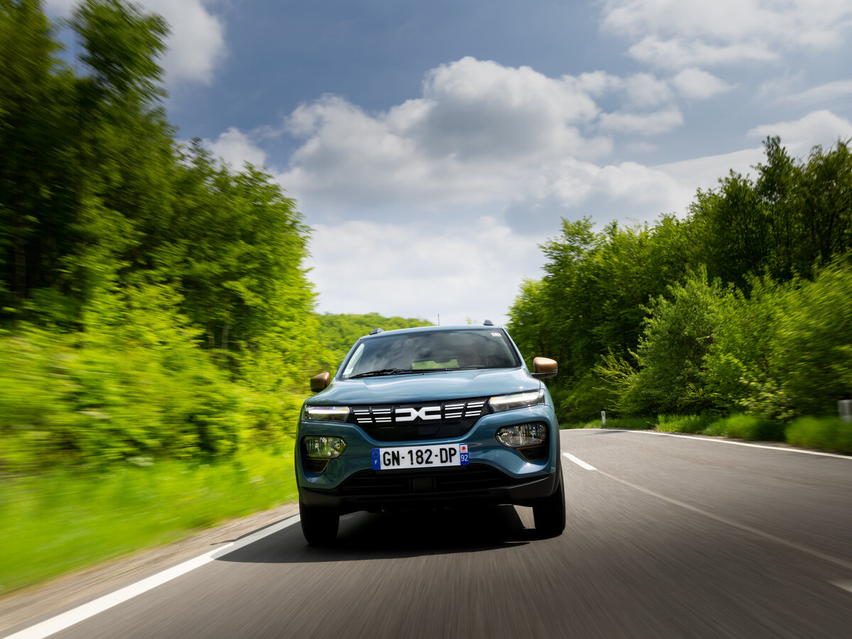 Dacia Spring I Рестайлинг Хэтчбек 5 дв. — фото 3