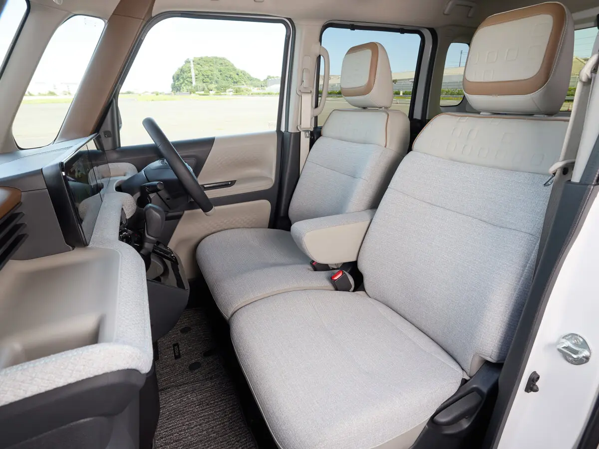 Nissan Roox III Минивэн — сүрөт 8