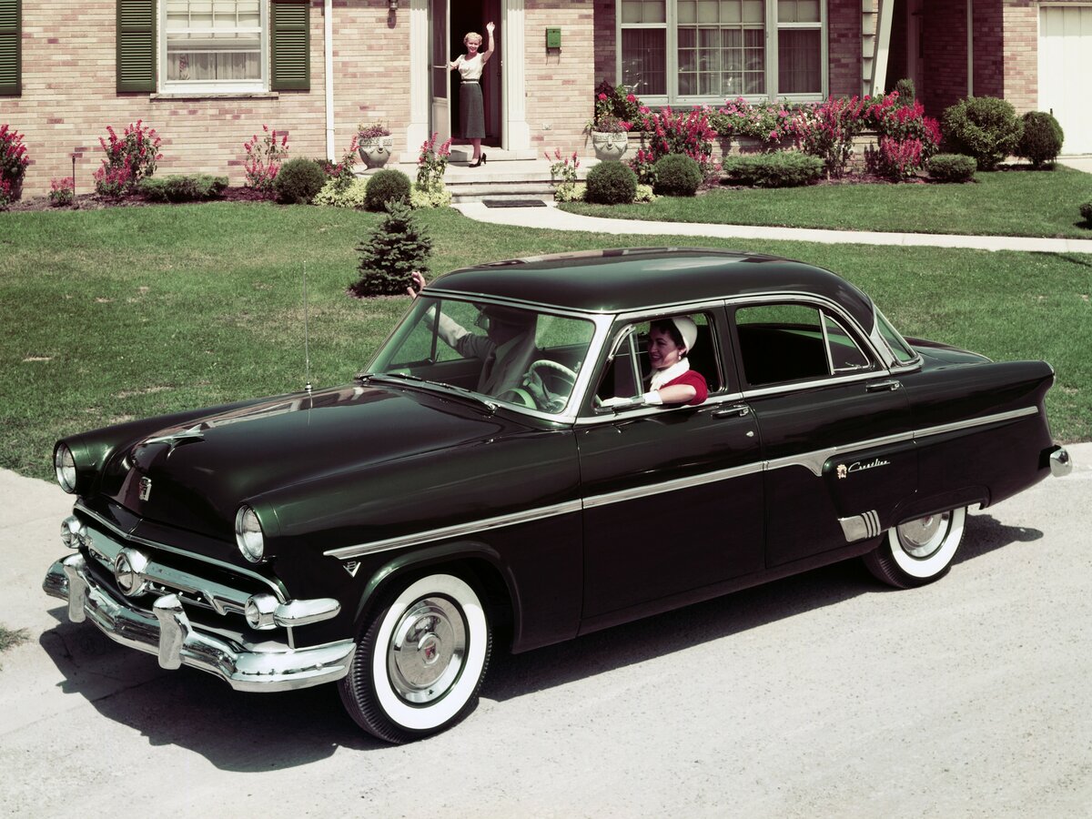 Ford Crestline 1952 – 1955 Седан Fordor — фото 2