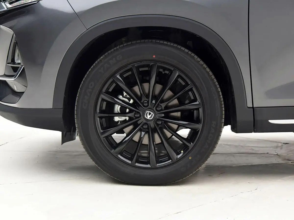 Changan CS75 Pro 2025 – н.в. Внедорожник 5 дв. — сүрөт 18