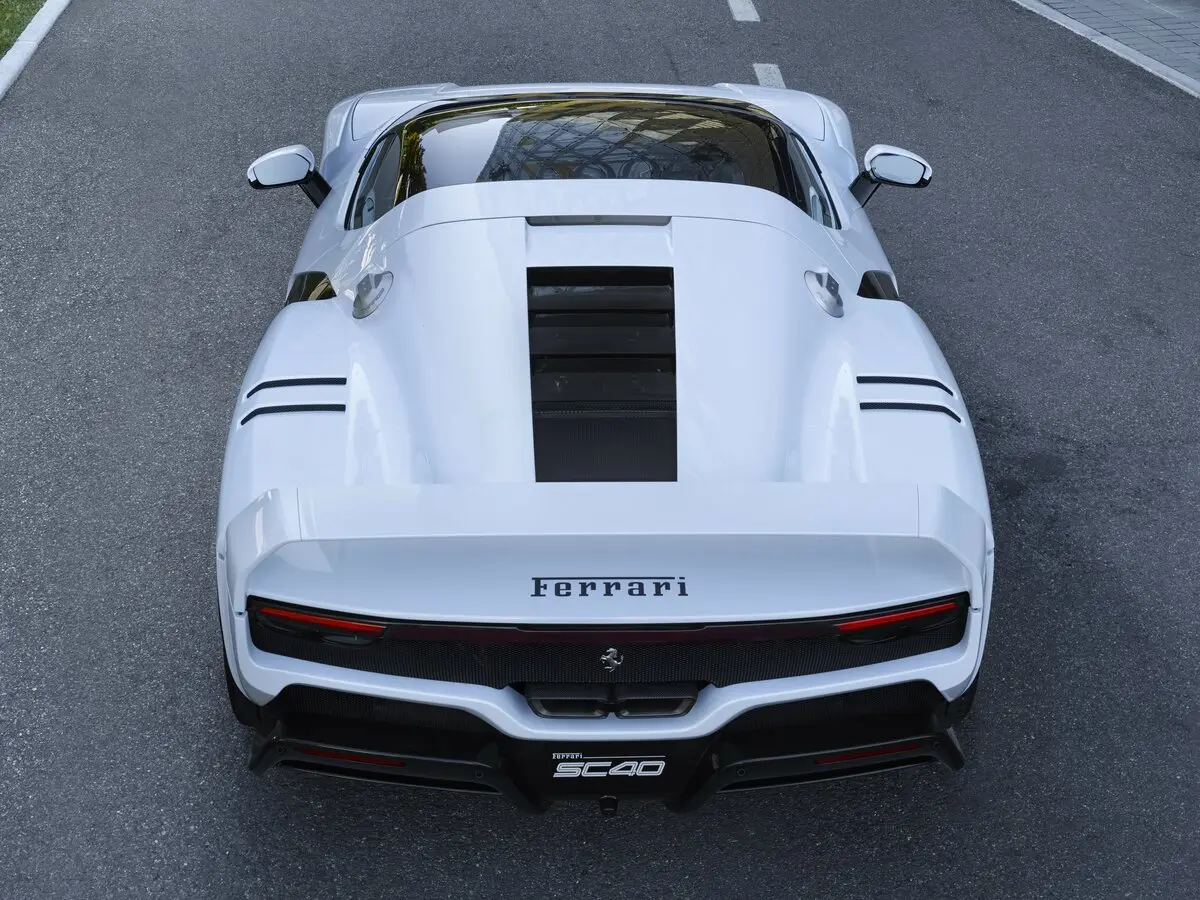 Ferrari SC40 2025 – 2025 Купе — сүрөт 4