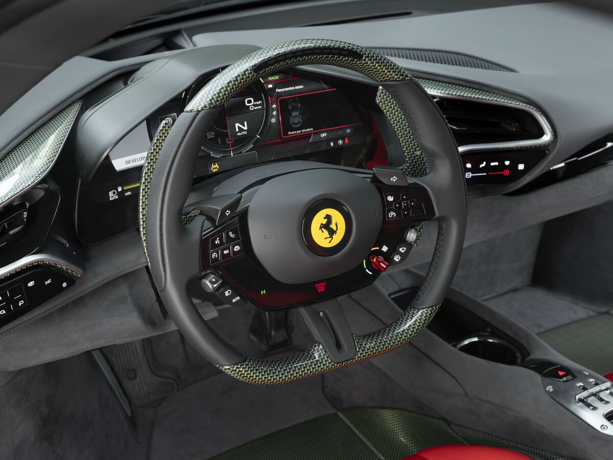 Ferrari SC40 2025 – 2025 Купе — фото 9