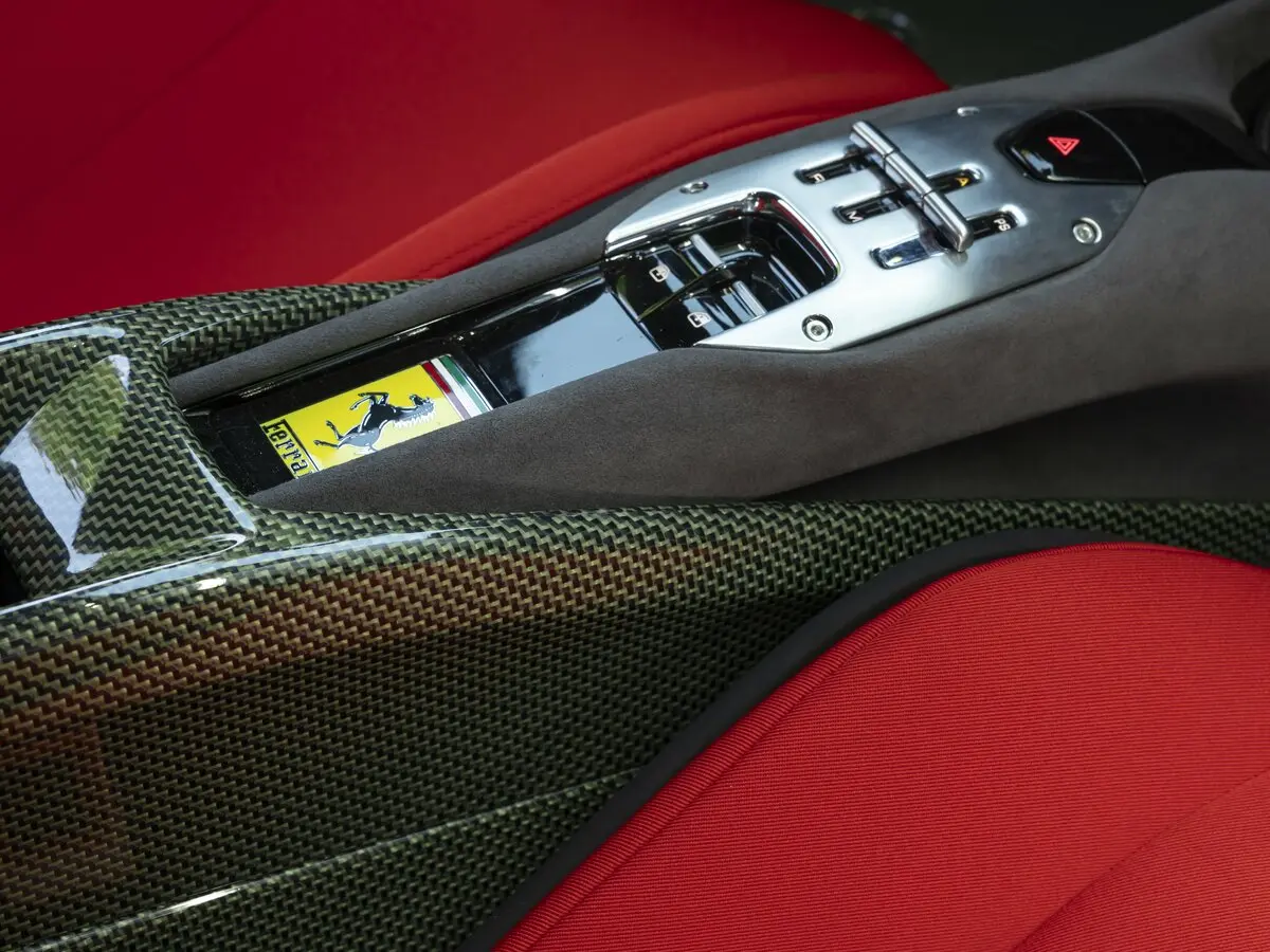 Ferrari SC40 2025 – 2025 Купе — сүрөт 9