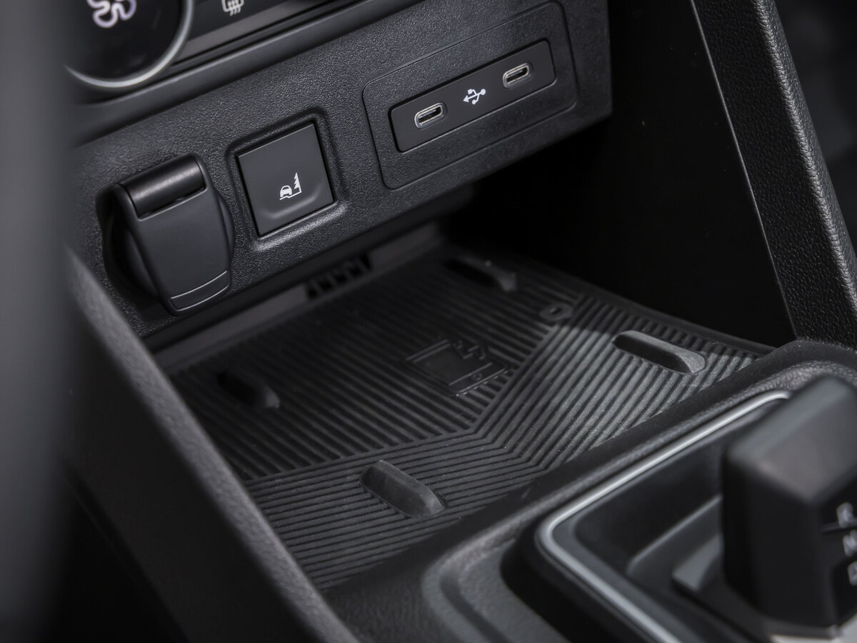 Dacia Sandero III Рестайлинг 2 Хэтчбек 5 дв. Stepway — фото 17