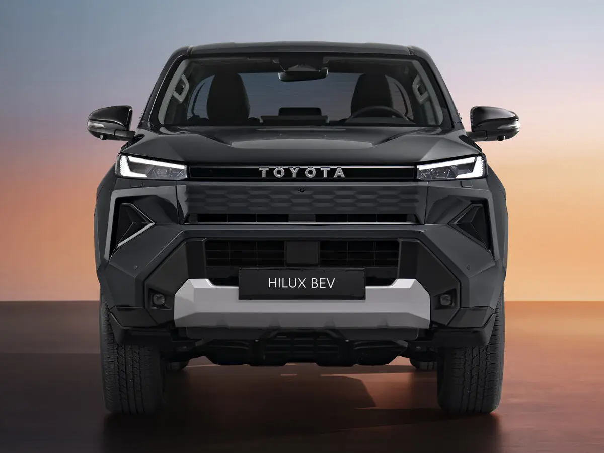 Toyota Hilux IX Пикап Двойная кабина — 照片 3