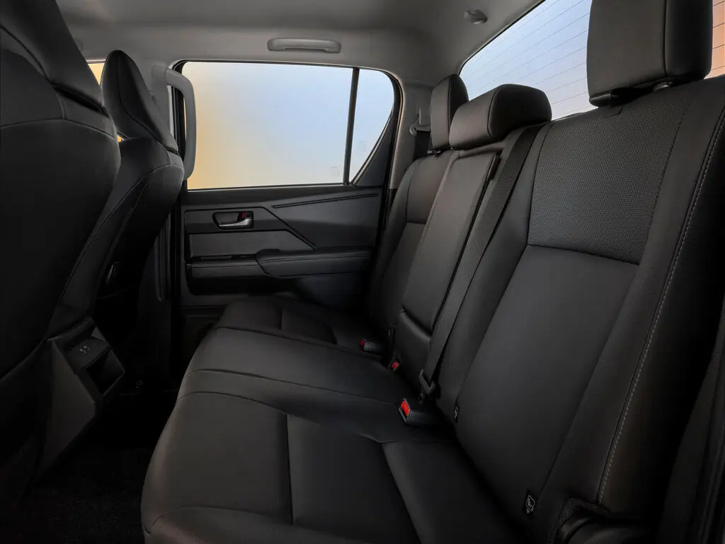 Toyota Hilux IX Пикап Двойная кабина — 照片 11