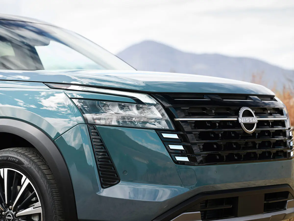 Nissan Pathfinder V Рестайлинг Внедорожник 5 дв. — фото 13