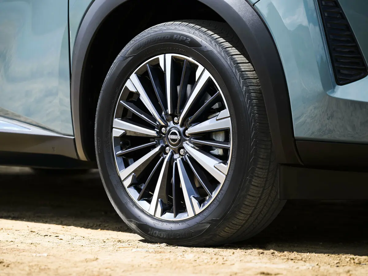 Nissan Pathfinder V Рестайлинг Внедорожник 5 дв. — фото 16