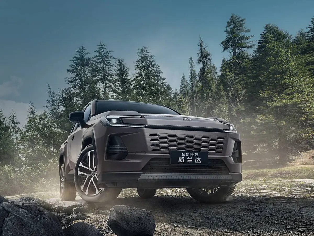 Toyota Wildlander II Внедорожник 5 дв. — фото 3