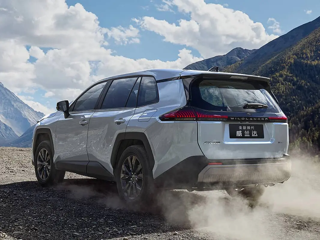 Toyota Wildlander II Внедорожник 5 дв. — фото 5