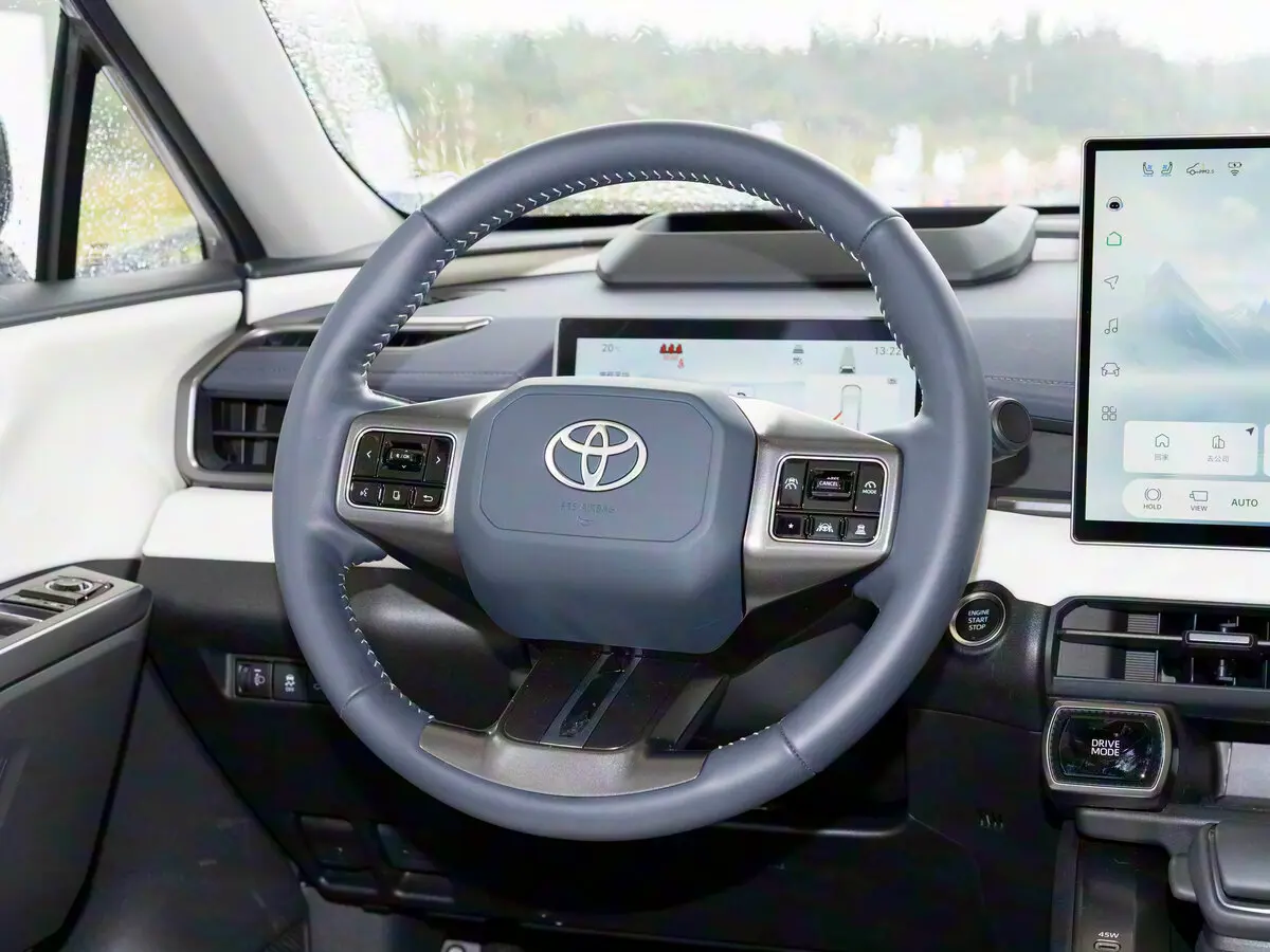 Toyota Wildlander II Внедорожник 5 дв. — фото 10