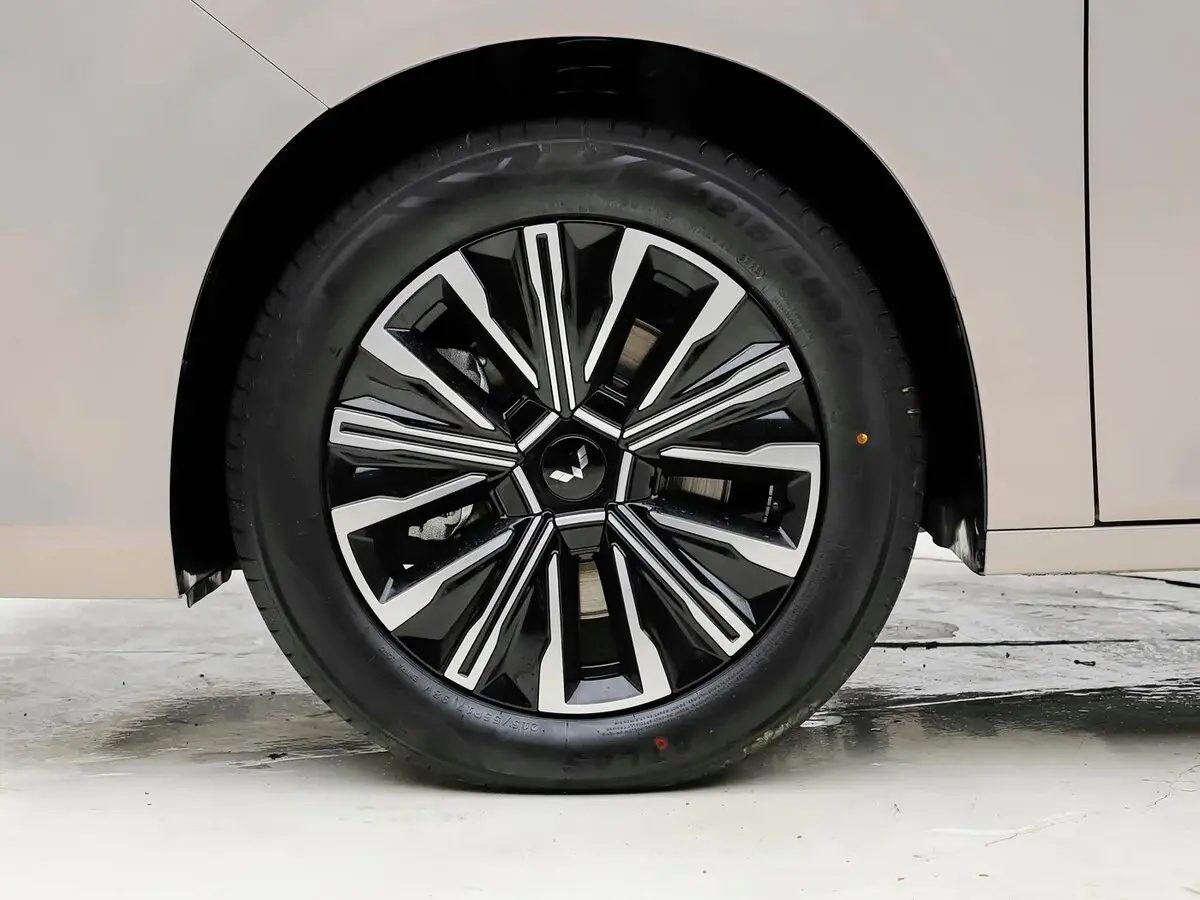 Wuling Starlight 730 2025 – н.в. Минивэн — фото 20