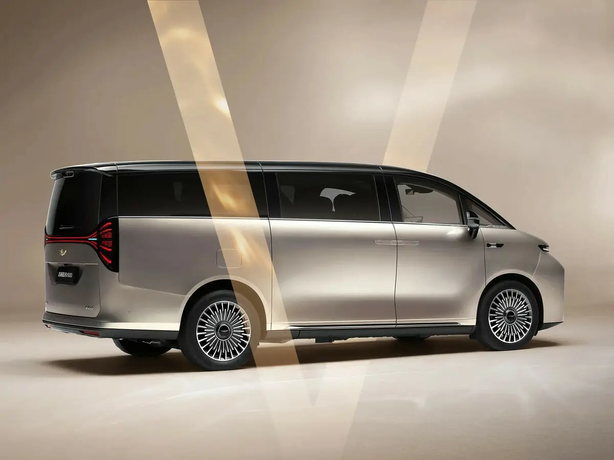 Geely Galaxy V900 2025 – н.в. Минивэн — photo 4