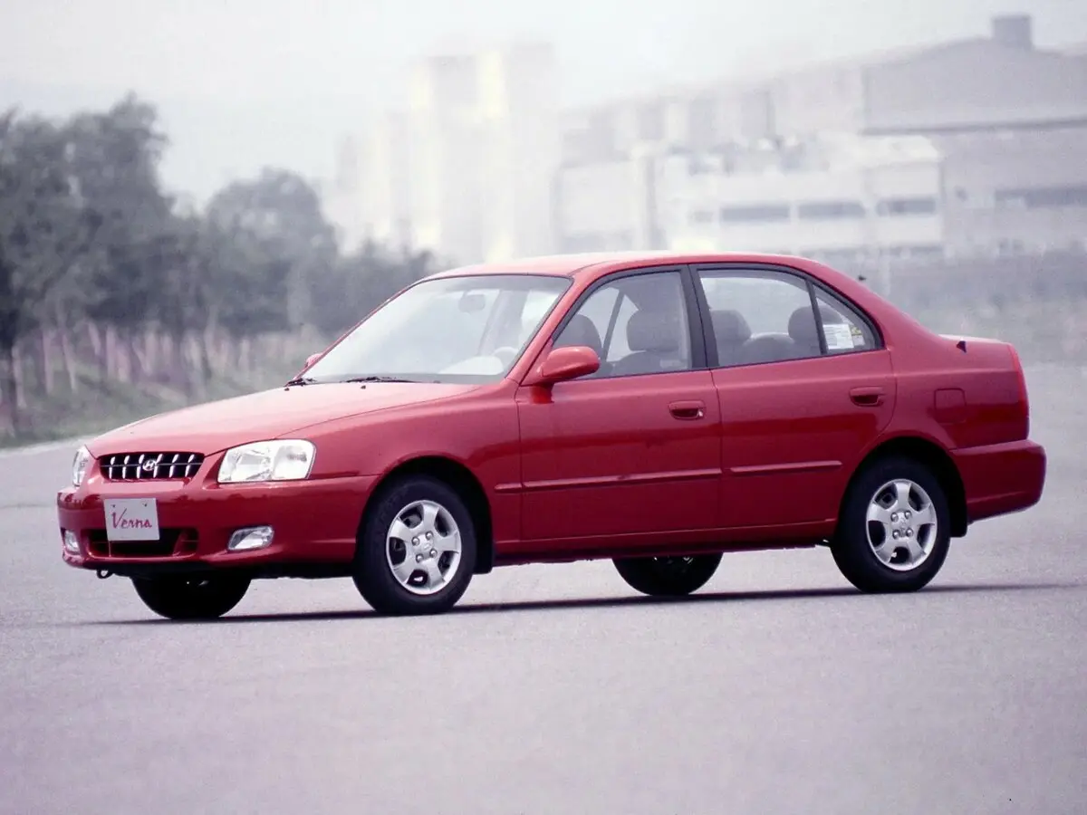 Hyundai Verna I Седан