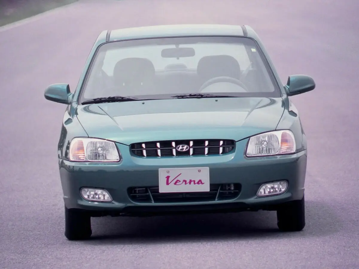 Hyundai Verna I Седан — photo 2