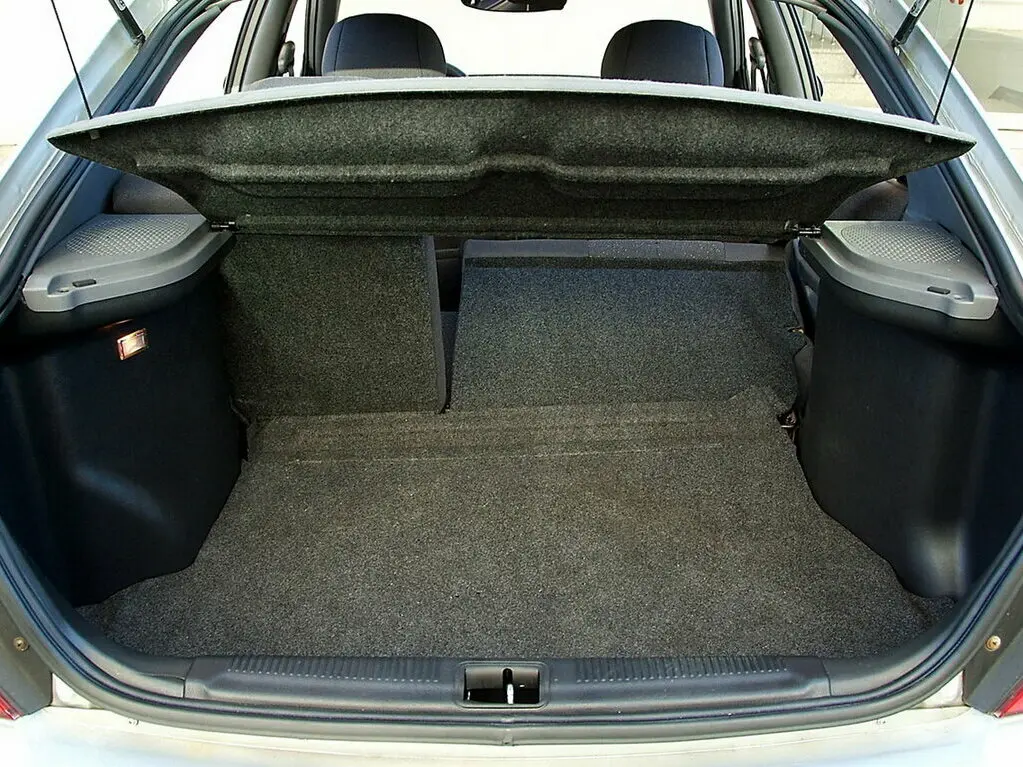 Hyundai Verna I Лифтбек — сүрөт 10