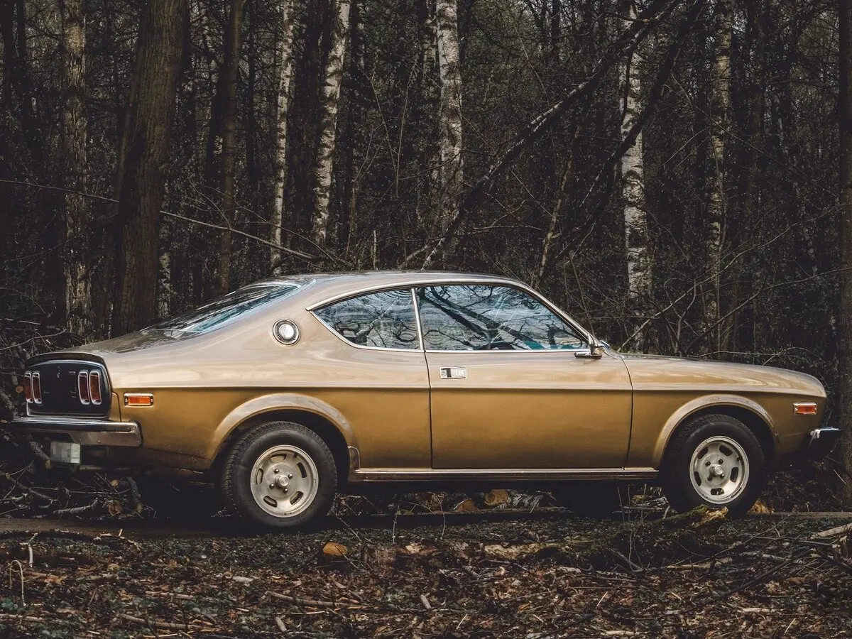 Mazda RX-4 1972 – 1978 Купе-хардтоп — сүрөт 2