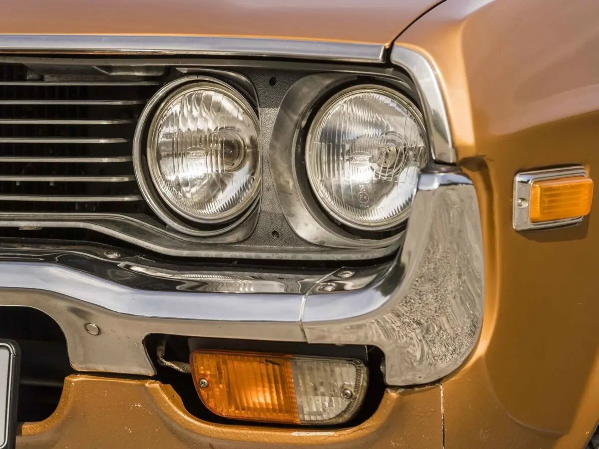 Mazda RX-4 1972 – 1978 Купе-хардтоп — сүрөт 12