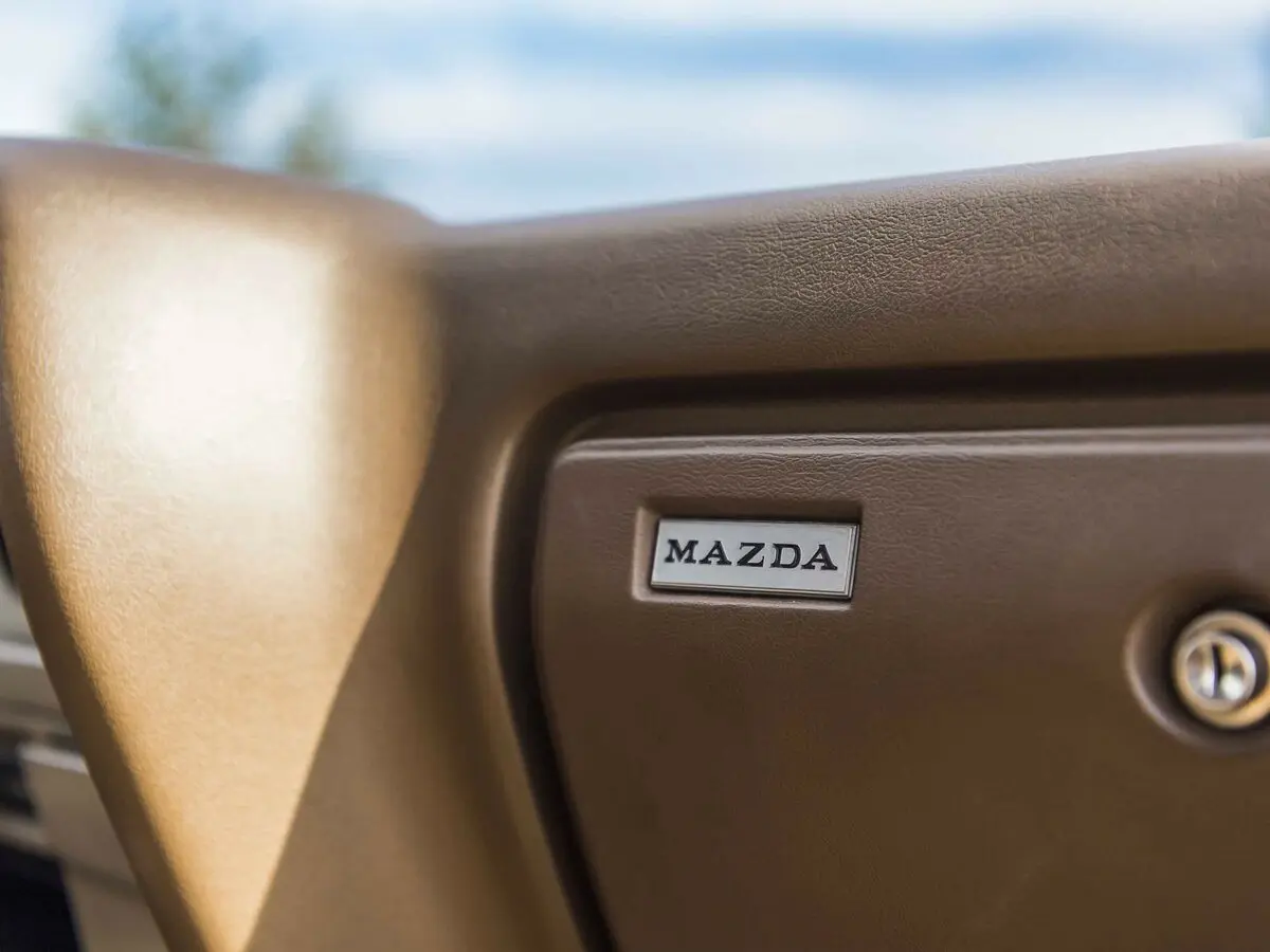 Mazda RX-4 1972 – 1978 Купе-хардтоп — сүрөт 14