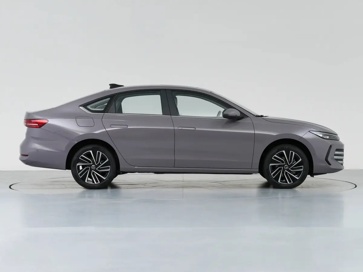 Volkswagen Lavida IV Седан Pro — сүрөт 2