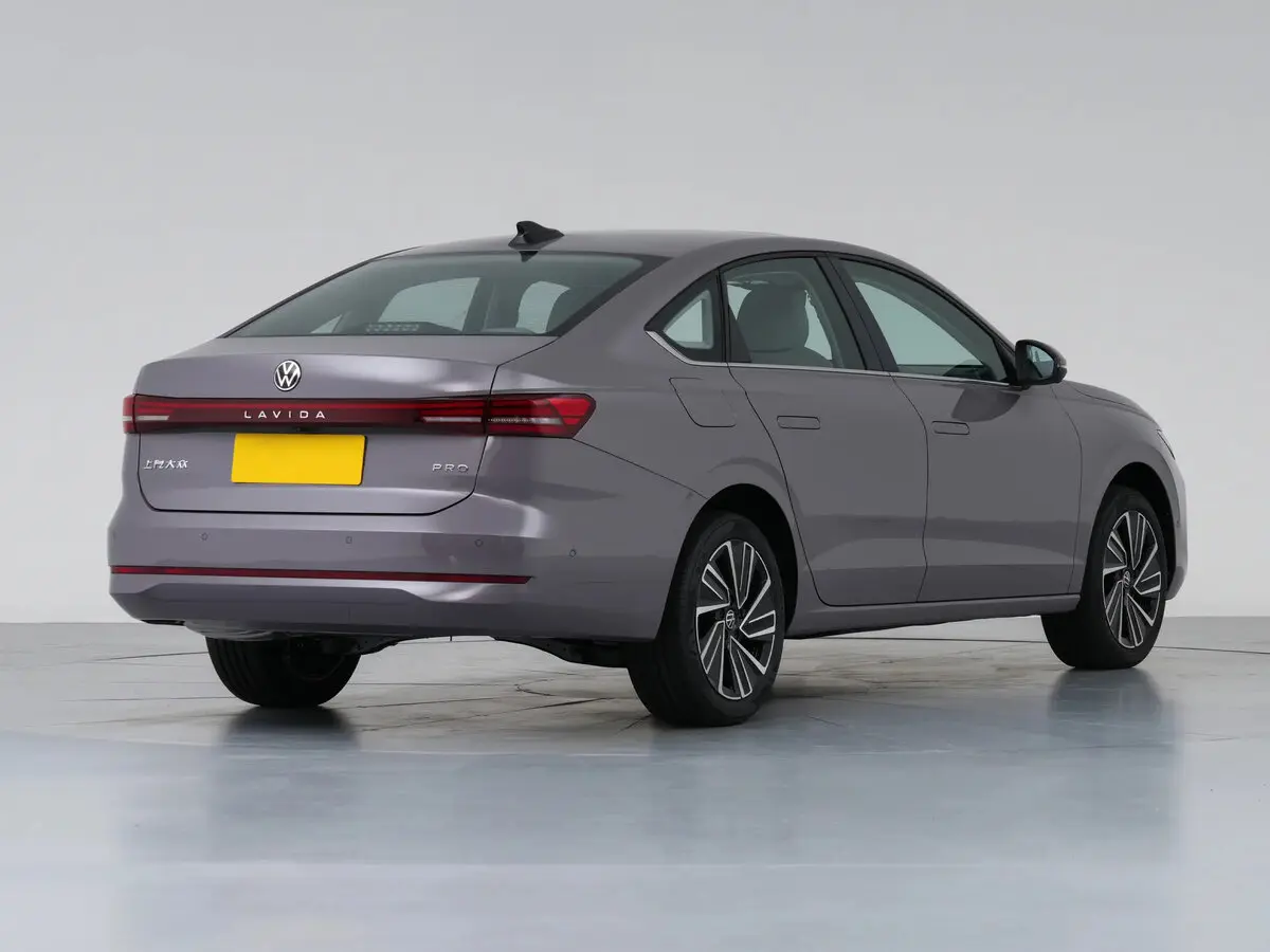 Volkswagen Lavida IV Седан Pro — сүрөт 5